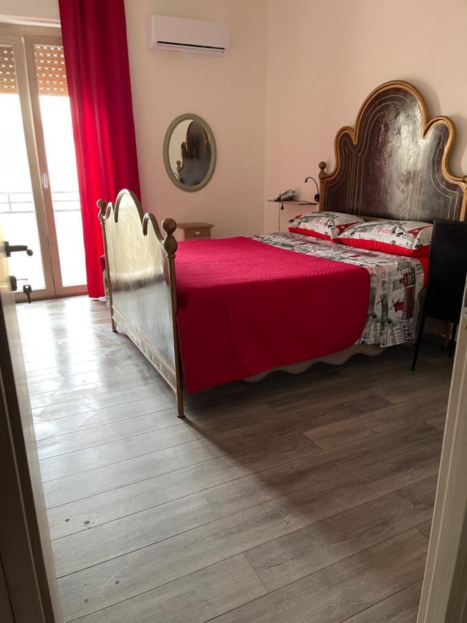 In The World Hotel Alghero Ngoại thất bức ảnh
